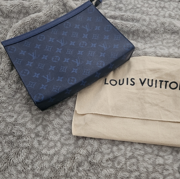 Pochette Voyage MM ***Authentic Louis Vuitton*** - Picture 4 of 5